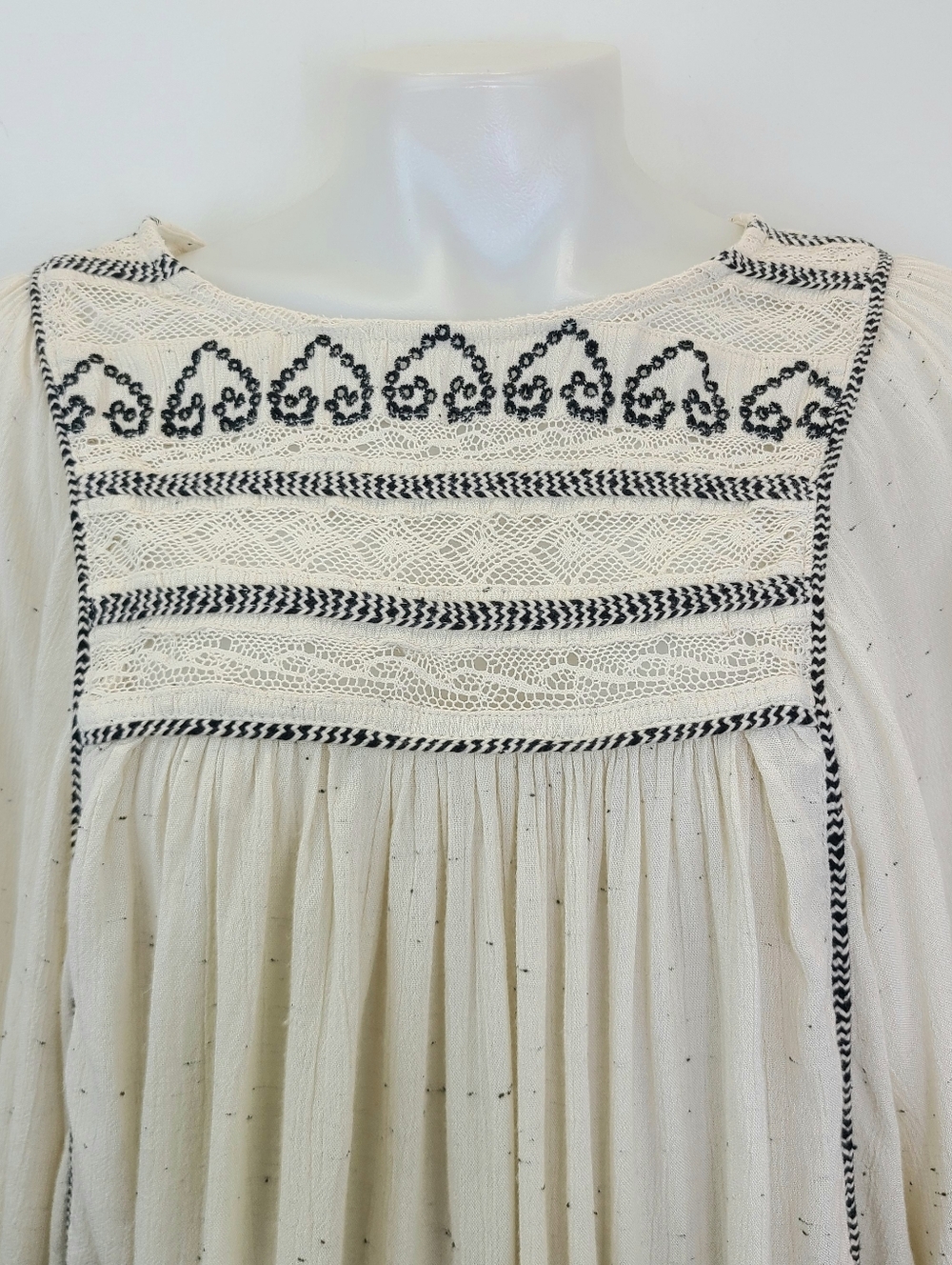 Free People Cyprus Avenue Embroidered Crochet Top Bell Sleeves Ivory Cream Large - Picture 7 of 16